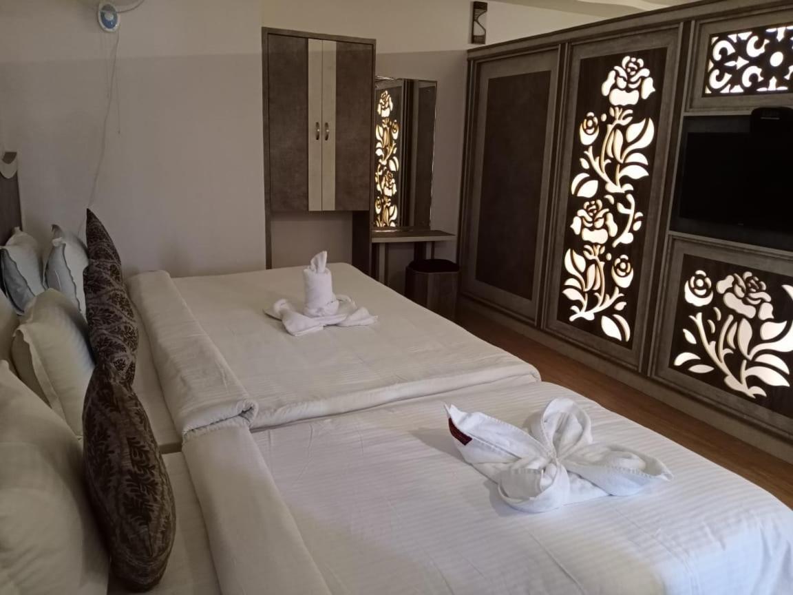 Sri Gnana Vedha Beach Residency Velankanni Exteriör bild