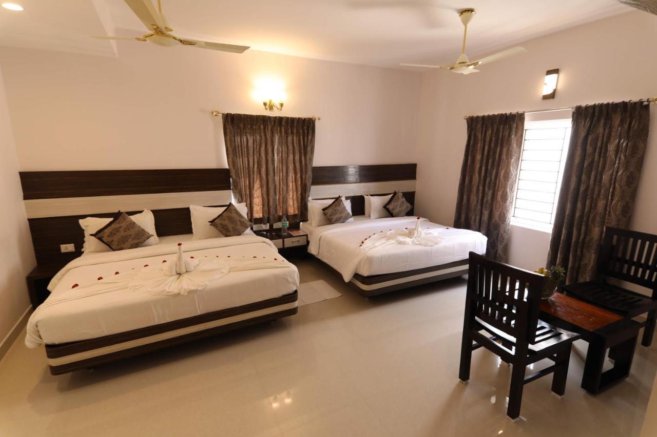 Sri Gnana Vedha Beach Residency Velankanni Exteriör bild
