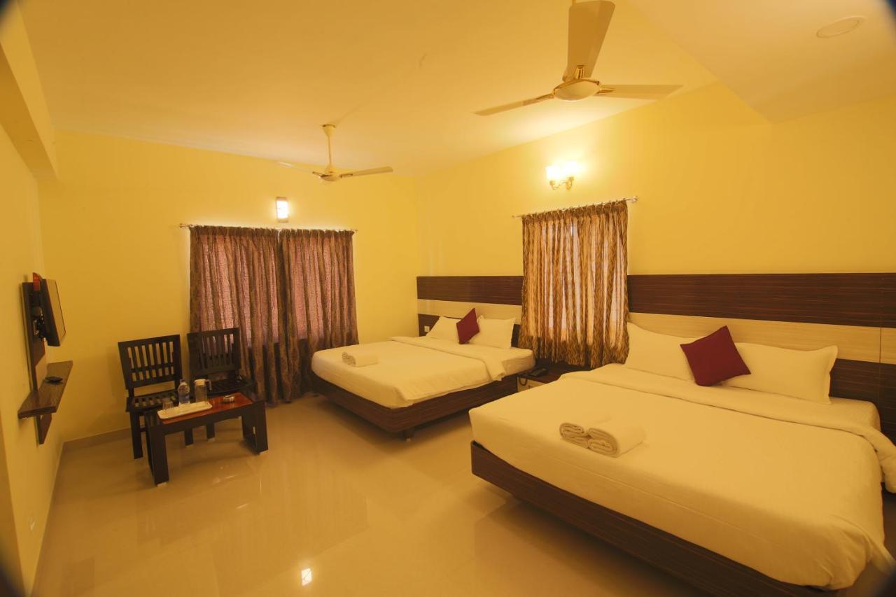 Sri Gnana Vedha Beach Residency Velankanni Exteriör bild