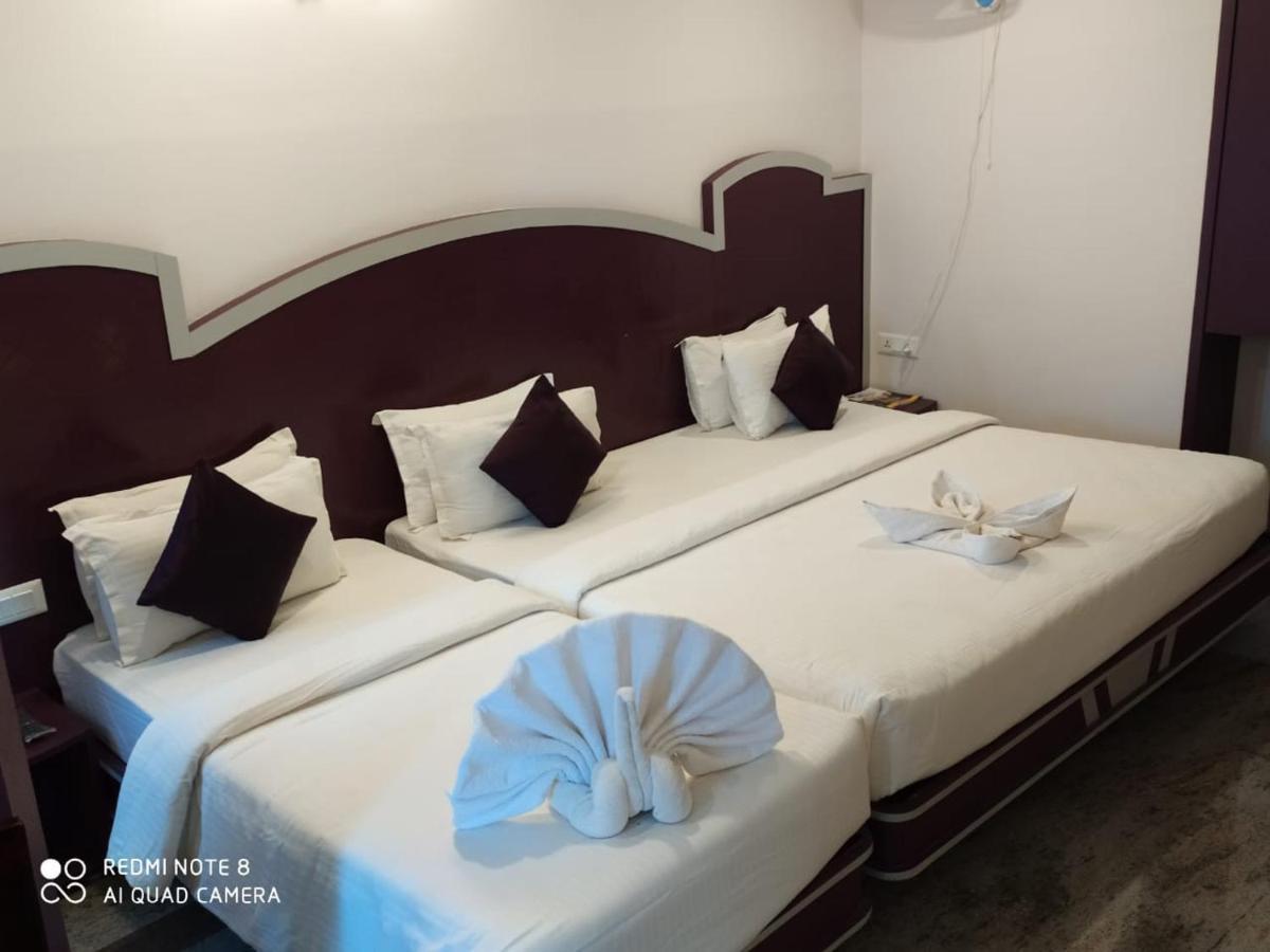 Sri Gnana Vedha Beach Residency Velankanni Exteriör bild